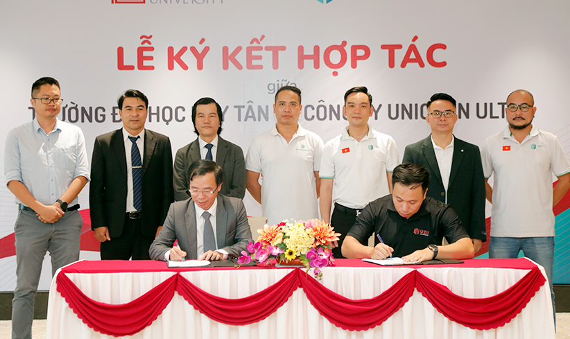 Đại học Duy Tân Ký kết Hợp tác với Công ty Unicorn Ultra