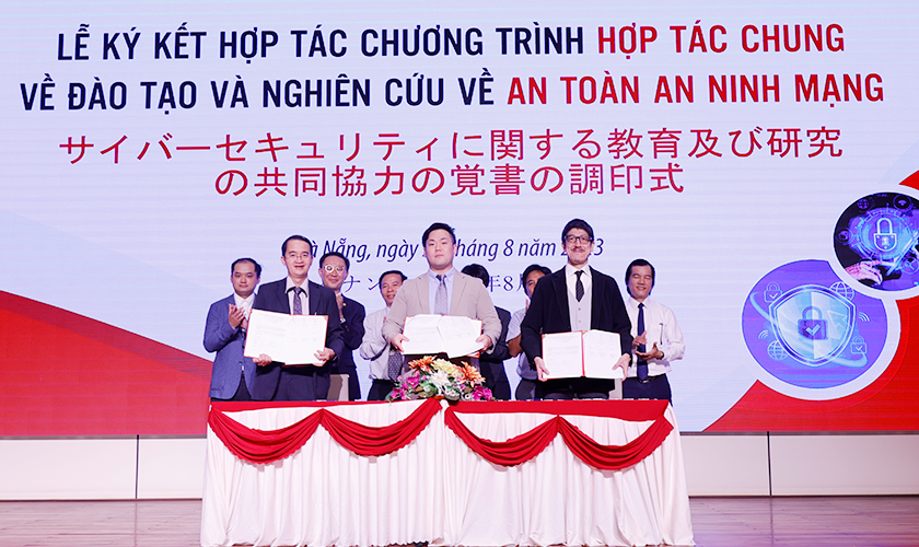 Đại học Duy Tân hợp tác với Fore