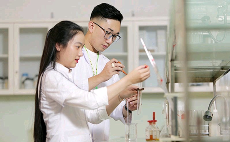 Image of the skyline of the City of Pittsburgh at night