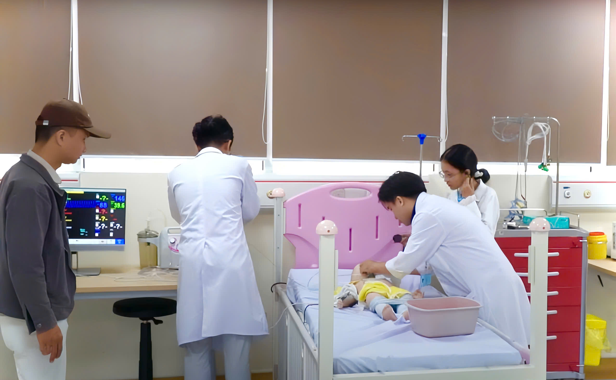 Buổi tập huấn phương pháp giảng dạy mô phỏng cho Giảng viên Khoa Y