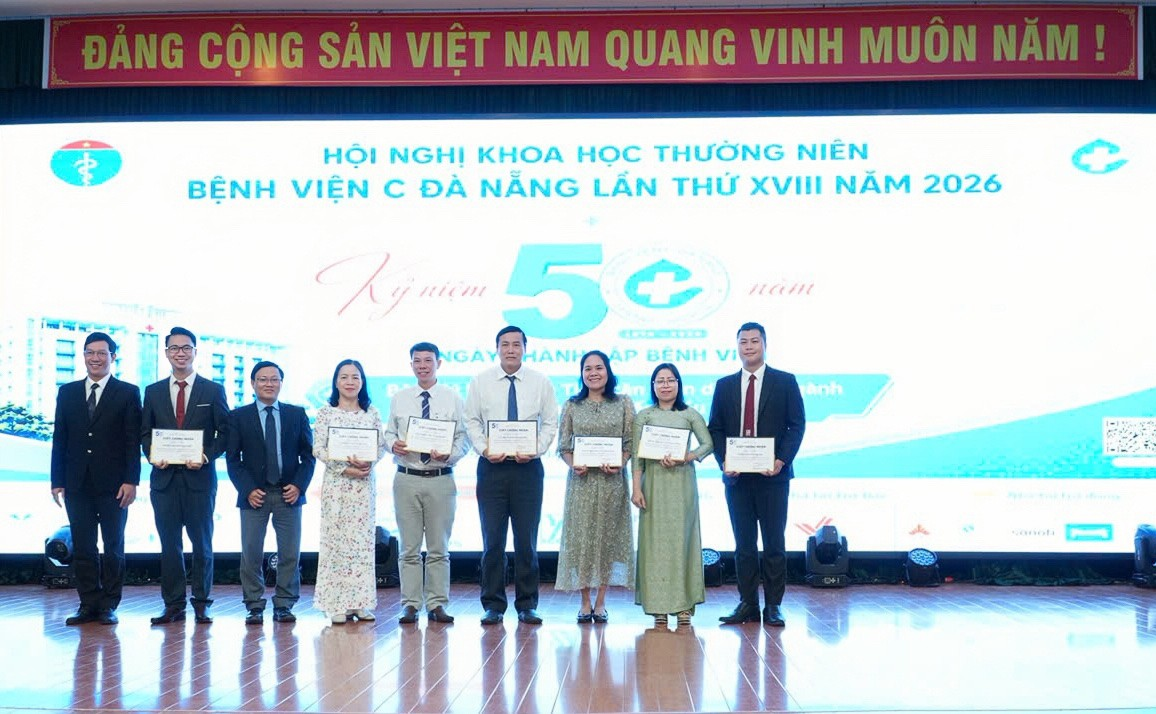 TS. ĐINH PHONG SƠN BÁO CÁO TẠI HỘI NGHỊ KHOA HỌC THƯỜNG NIÊN LẦN THỨ XVIII NĂM 2026 KỶ NIỆM 50 NĂM THÀNH LẬP BỆNH VIỆN C ĐÀ NẴNG