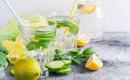 Đồ uống “healthy” có thật sự tốt cho răng?  Cẩn trọng với nguy cơ mòn men răng từ nước chanh, nước detox và nước ngọt không đường