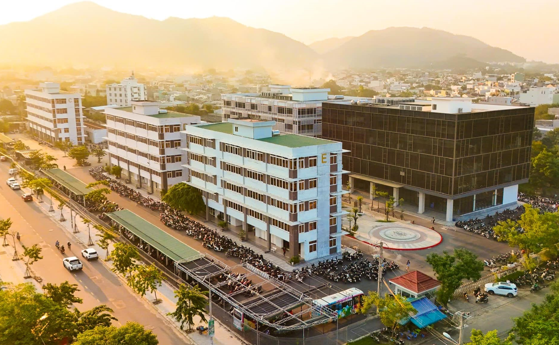 Yêu khoa học? Hãy chọn ngành Công nghệ Sinh học tại Đại học Duy Tân