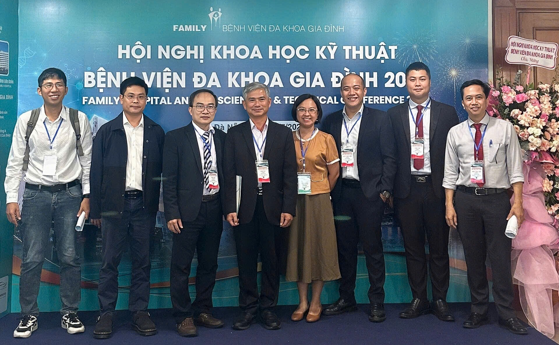 Học hỏi để phát triển – Tập thể Trung tâm Sinh học Phân tử, Đại học Duy Tân tham dự Hội nghị Khoa học Kỹ thuật Bệnh viện Đa khoa Gia Đình 2026