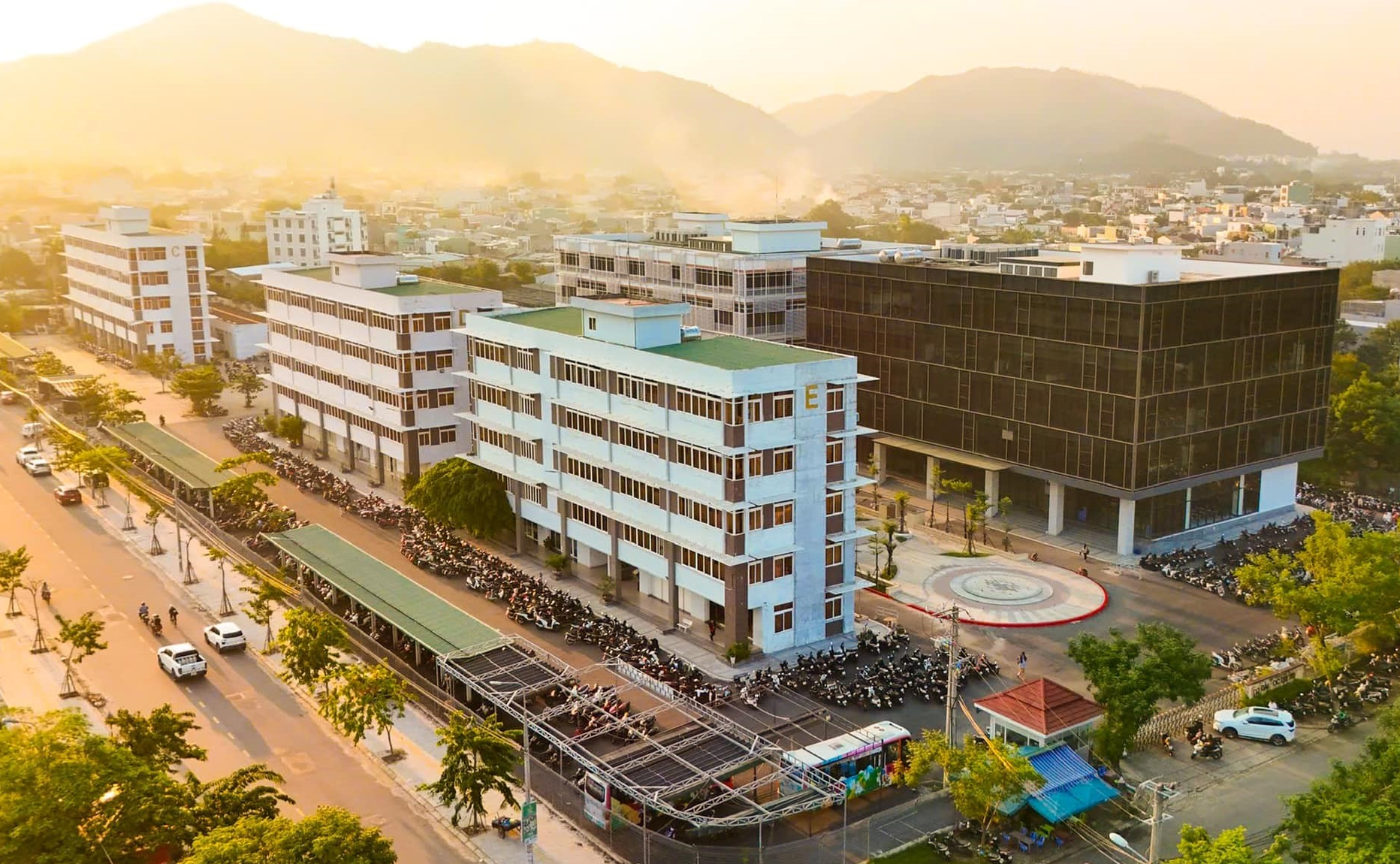 Yêu khoa học? Hãy chọn ngành Công nghệ Sinh học tại Đại học Duy Tân