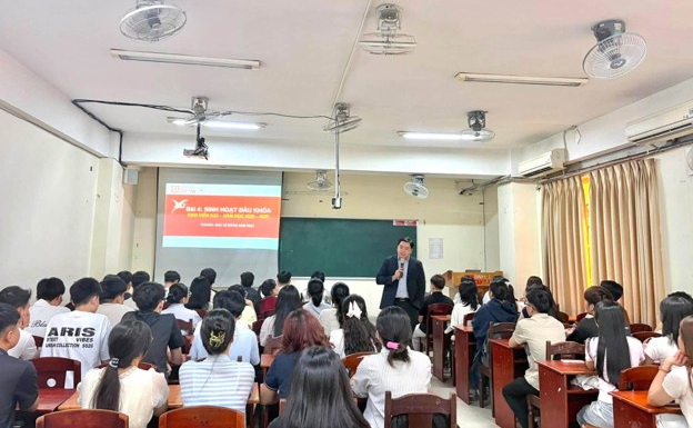 SINH HOẠT ĐẦU KHÓA – CHÀO ĐÓN TÂN SINH VIÊN K32 RĂNG HÀM MẶT