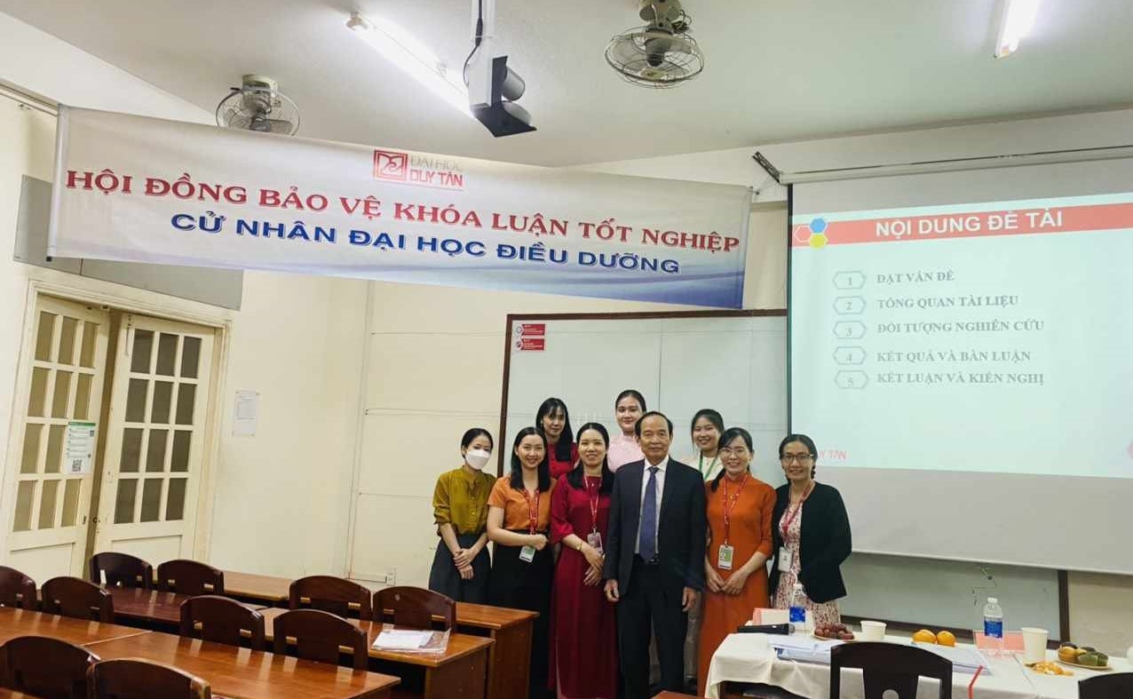 Hội đồng bảo vệ Khóa luận tốt nghiệp Cử nhân Đại học Điều dưỡng năm 2024