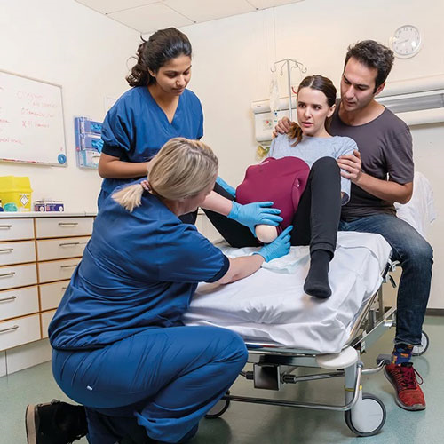 MÔ PHỎNG LAI: GIẢI PHÁP ĐẦY TIỀM NĂNG CHO ĐÀO TẠO Y KHOA HIỆN ĐẠI