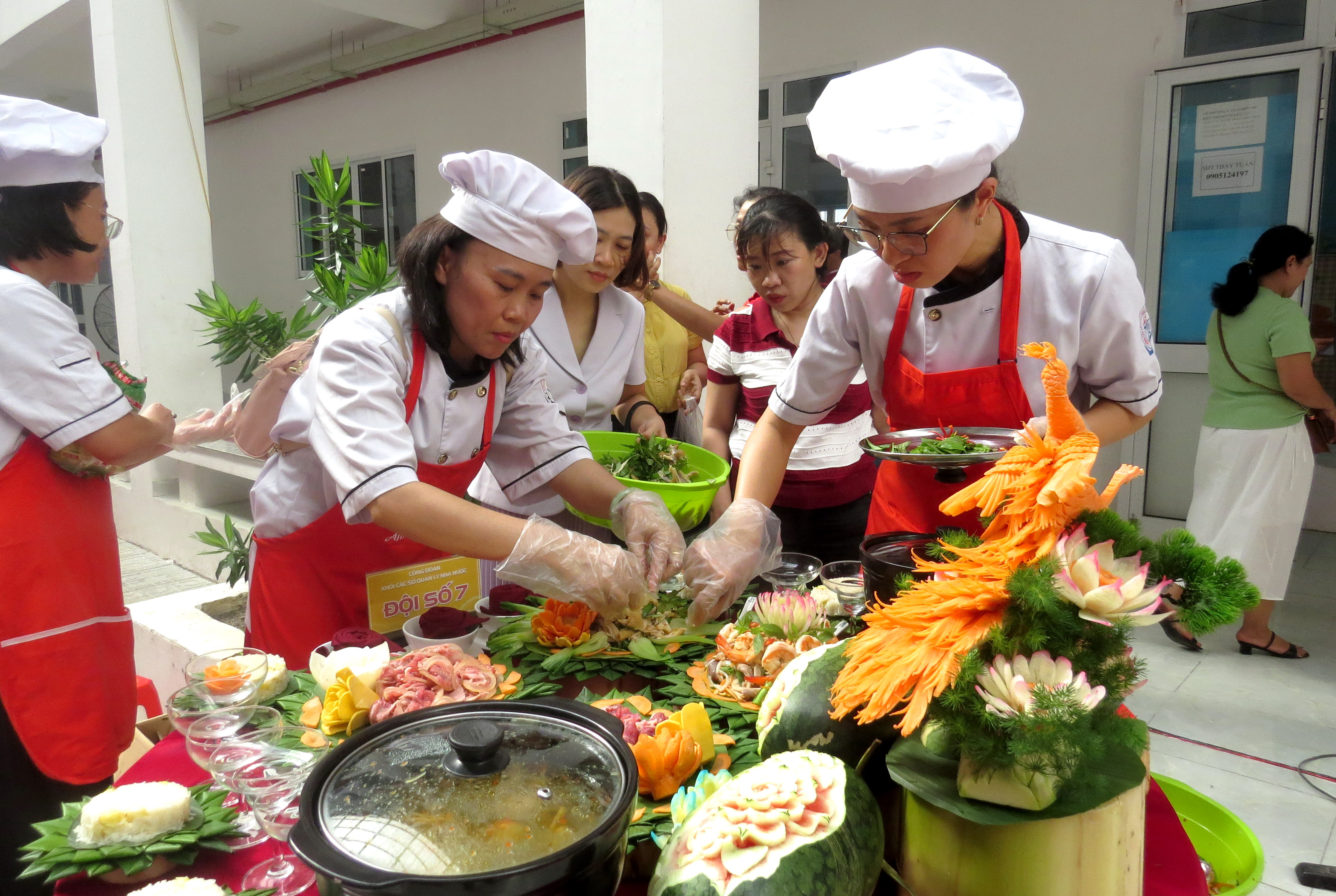Công đoàn Trường Đại học Duy Tân tham gia Hội thi nấu ăn do LĐLĐ thành phố Đà Nẵng tổ chức
