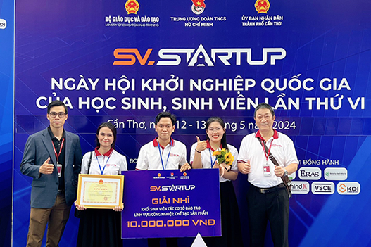 Sinh viên Đại học Duy Tân đạt giải Nhì tại SV-STARTUP 2024