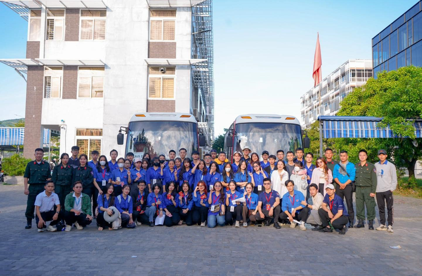 {Chiến dịch Đồng tình nguyện 2023 - Xuân tình nguyện 2024}  - Đoàn tình nguyện số 03 Tuổi trẻ Khoa Y ĐH Duy Tân