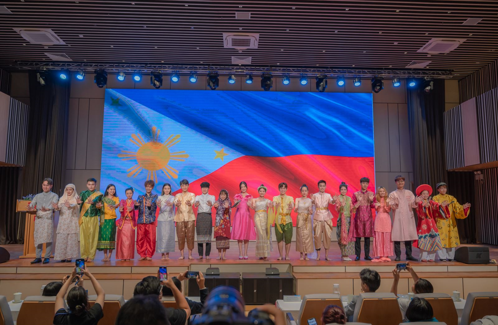 NGÀY HỘI ASEAN - ASEAN DAY 2023