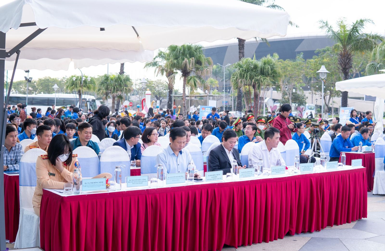 [LỄ PHÁT ĐỘNG NĂM AN TOÀN GIAO THÔNG 2023 - “THƯỢNG TÔN PHÁP LUẬT ĐỂ XÂY DỰNG VĂN HOÁ GIAO THÔNG AN TOÀN”]