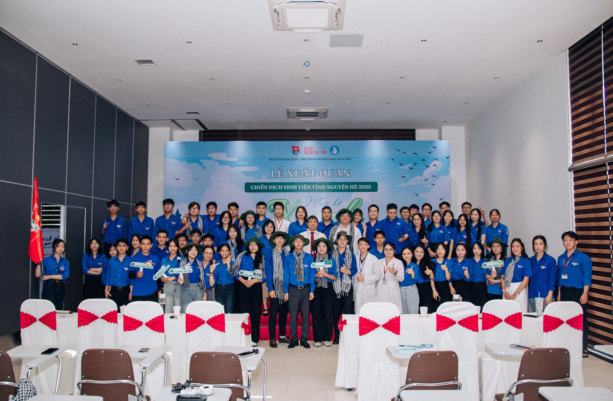 LỄ XUẤT QUÂN CHIẾN DỊCH SINH VIÊN TÌNH NGUYỆN “MÙA HÈ XANH 2025”