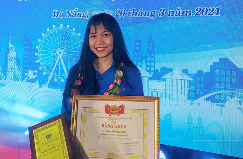 Cán bộ Đoàn xuất sắc được nhận Giải thưởng 26/3 của Thành Đoàn Đà Nẵng.
