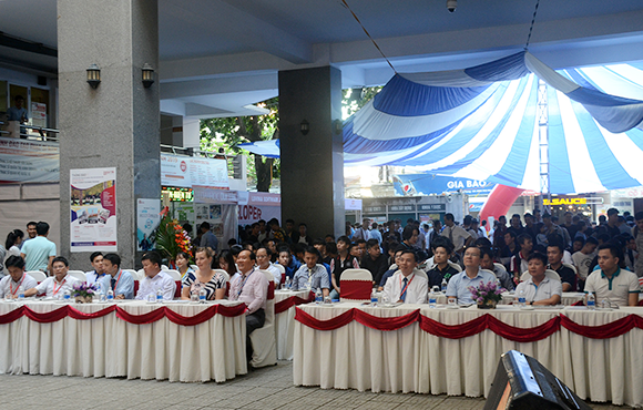 Trung tâm Khởi nghiệp vững bước tương lai: Động lực cho các bạn sinh viên Đại học Duy Tân
