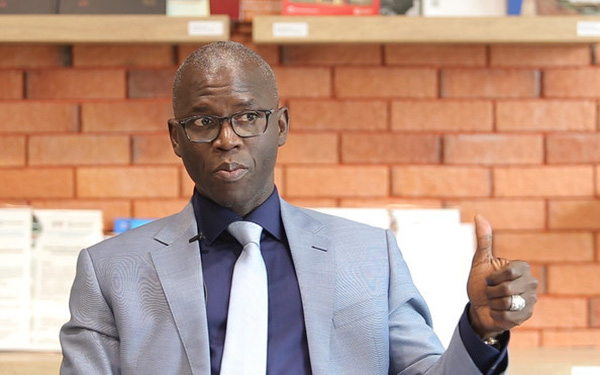 Sếp World Bank Việt Nam: Đúng là mặt trời vẫn đang tỏa nắng ở Việt Nam, nhưng 'bạn nên sửa mái nhà khi trời còn đẹp'! Đây là 3 thứ cần sửa chữa!