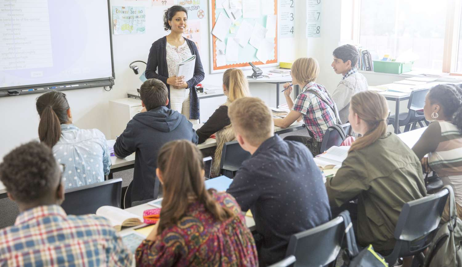 Essential Grammar for IELTS Writing Task 2: A Comprehensive Overview for English Majors