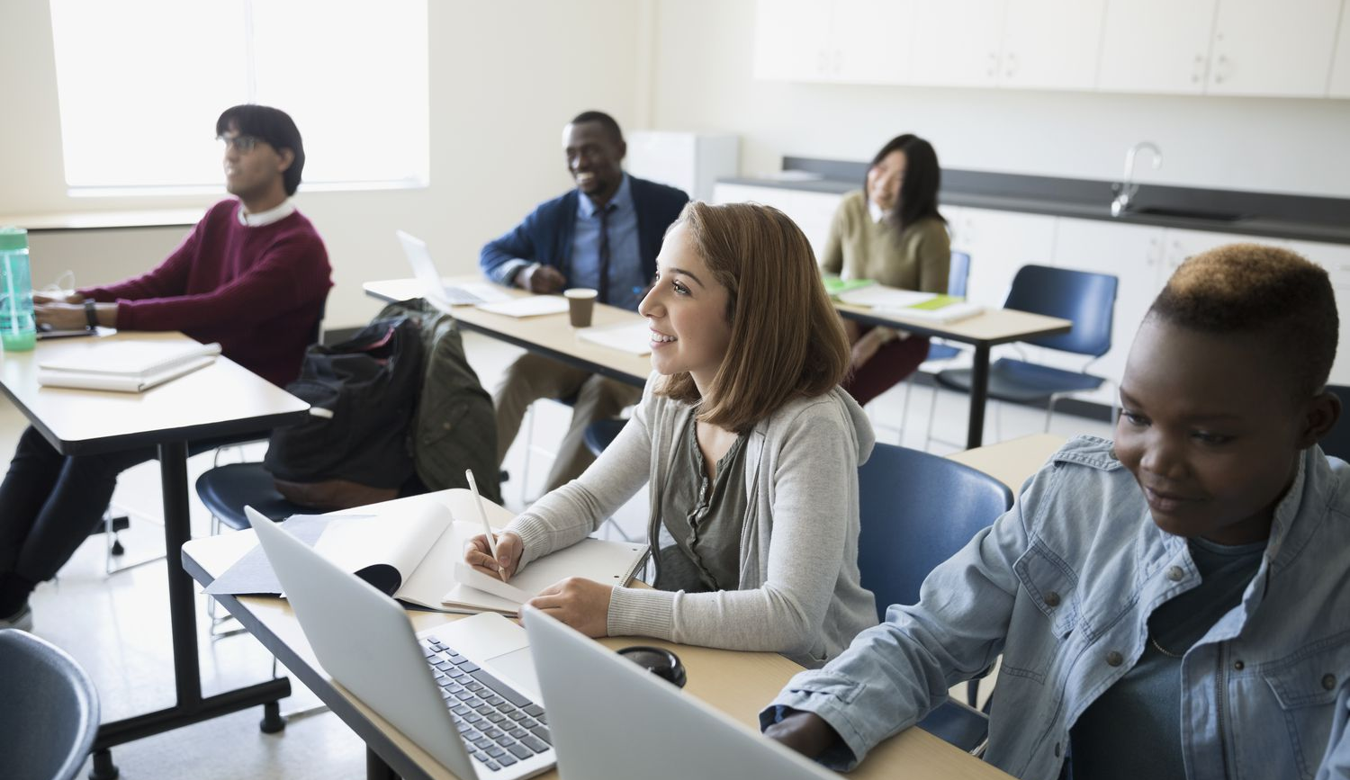 IMPORTANCE OF STUDENT ENGAGEMENT   IN SCIENTIFIC RESEARCH