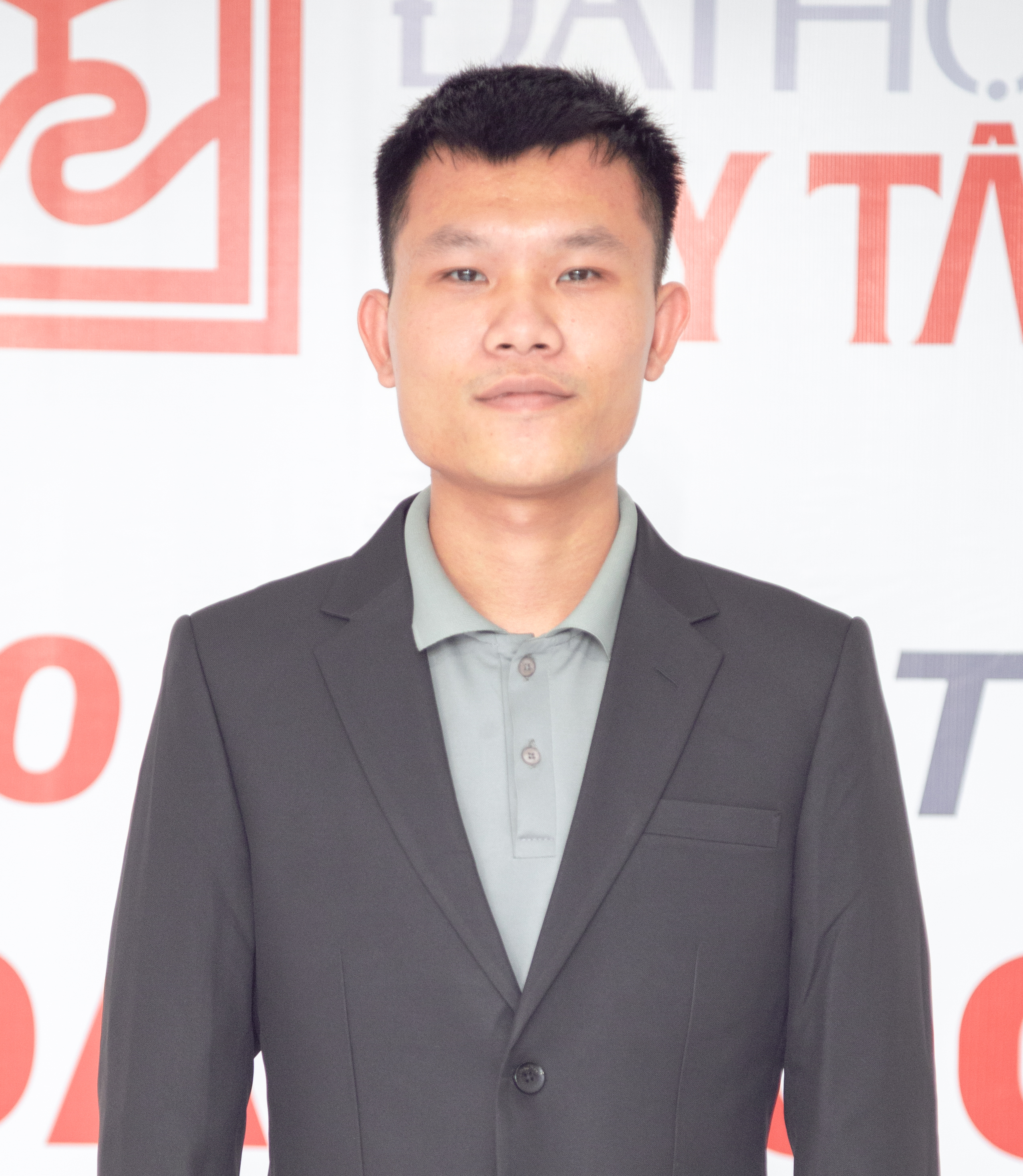 Dũ Văn Ngân