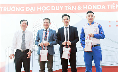 Đại học Duy Tân Ký kết Hợp tác với Honda Tiến Thu