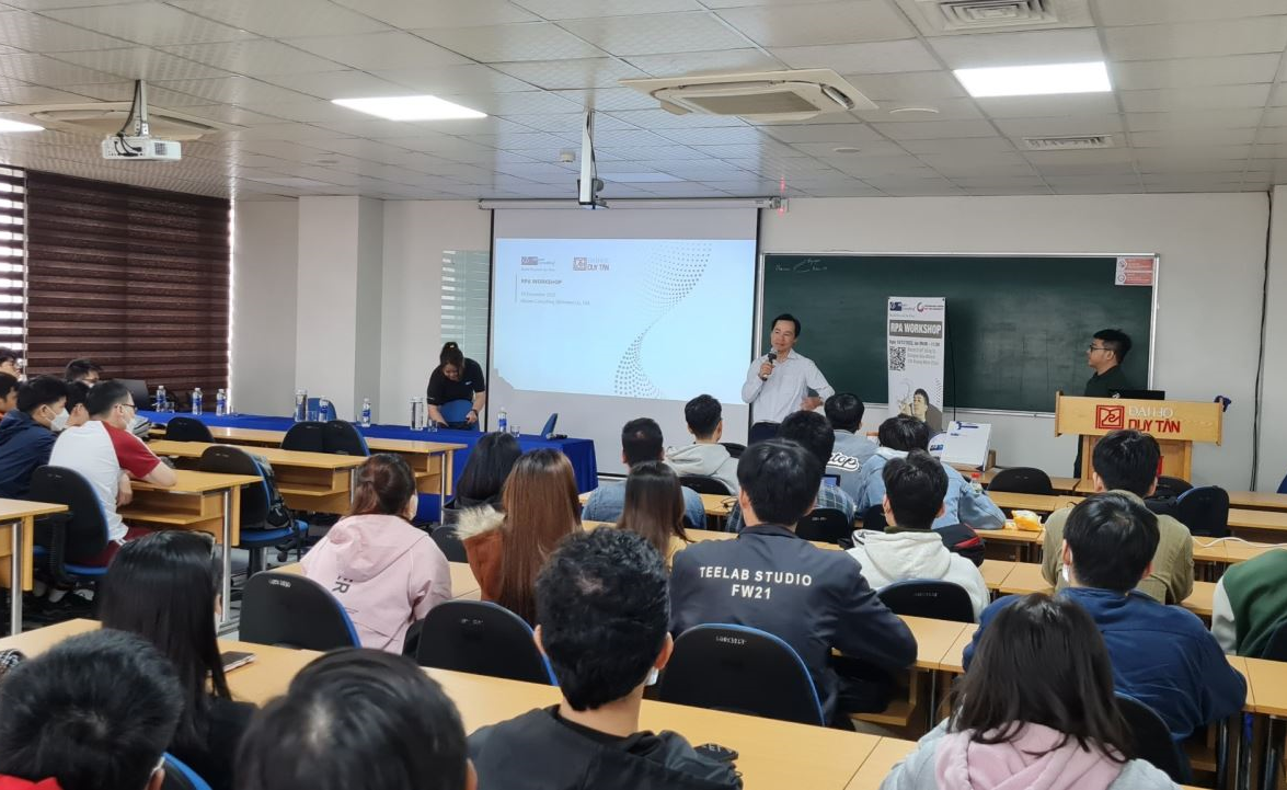 Viện Đào tạo Quốc tế phối hợp cùng Công ty  Abeam Consulting Việt Nam tổ chức buổi workshop về RPA (Robotic Process Automation)