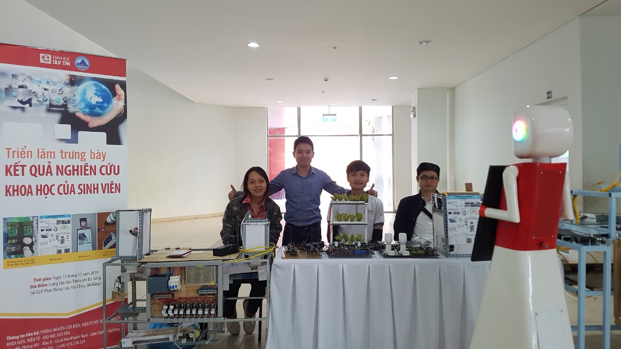 Đại học Duy Tân tham gia triển lãm và nhận giải thưởng sản phẩm Nghiên cứu Khoa học Sinh viên 2019