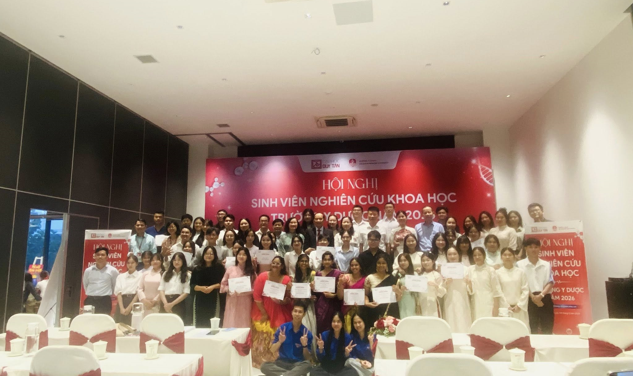 SINH VIÊN KHOA ĐIỀU DƯỠNG TÍCH CỰC THAM GIA HỘI NGHỊ NGHIÊN CỨU KHOA HỌC SINH VIÊN NĂM 2026