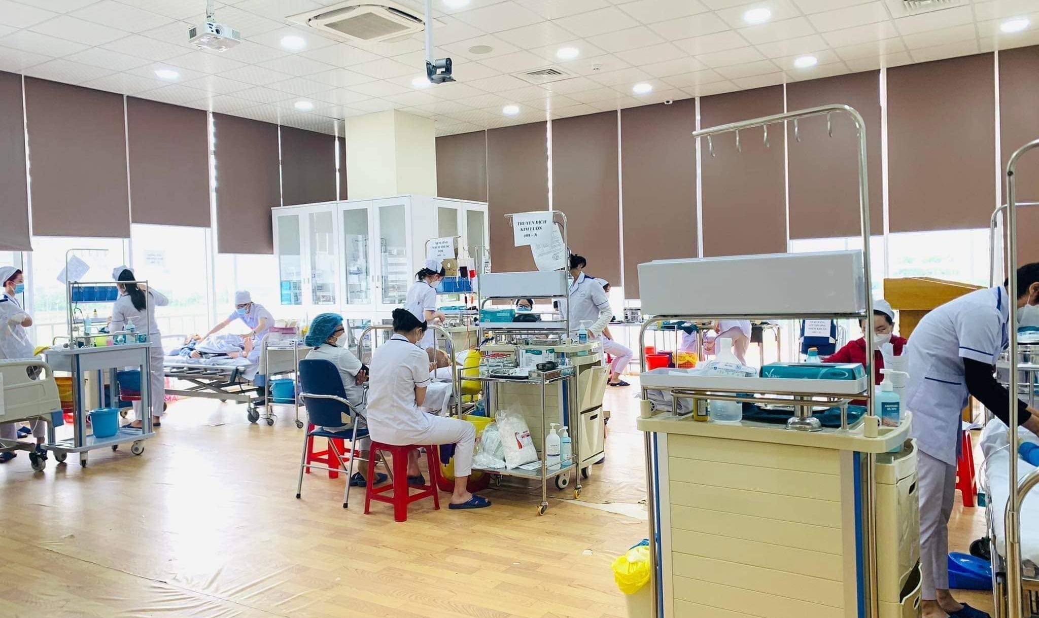 Khoa Điều dưỡng – Trường Y Dược, Đại học Duy Tân tổ chức kỳ thi OSPE môn Điều dưỡng cơ bản 1 cho hơn 500 sinh viên