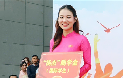 Trợ giảng ĐH Duy Tân giành giải cuộc thi Tinh anh Kinh doanh Sinh viên Quốc tế