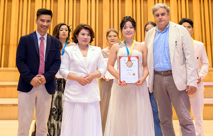 Duy Tan University Lecturer Wins Gold Prize at International Music Competition