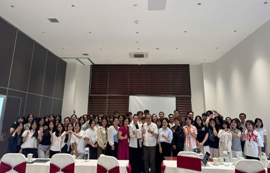 Workshop  “ STEP INTO PR ”