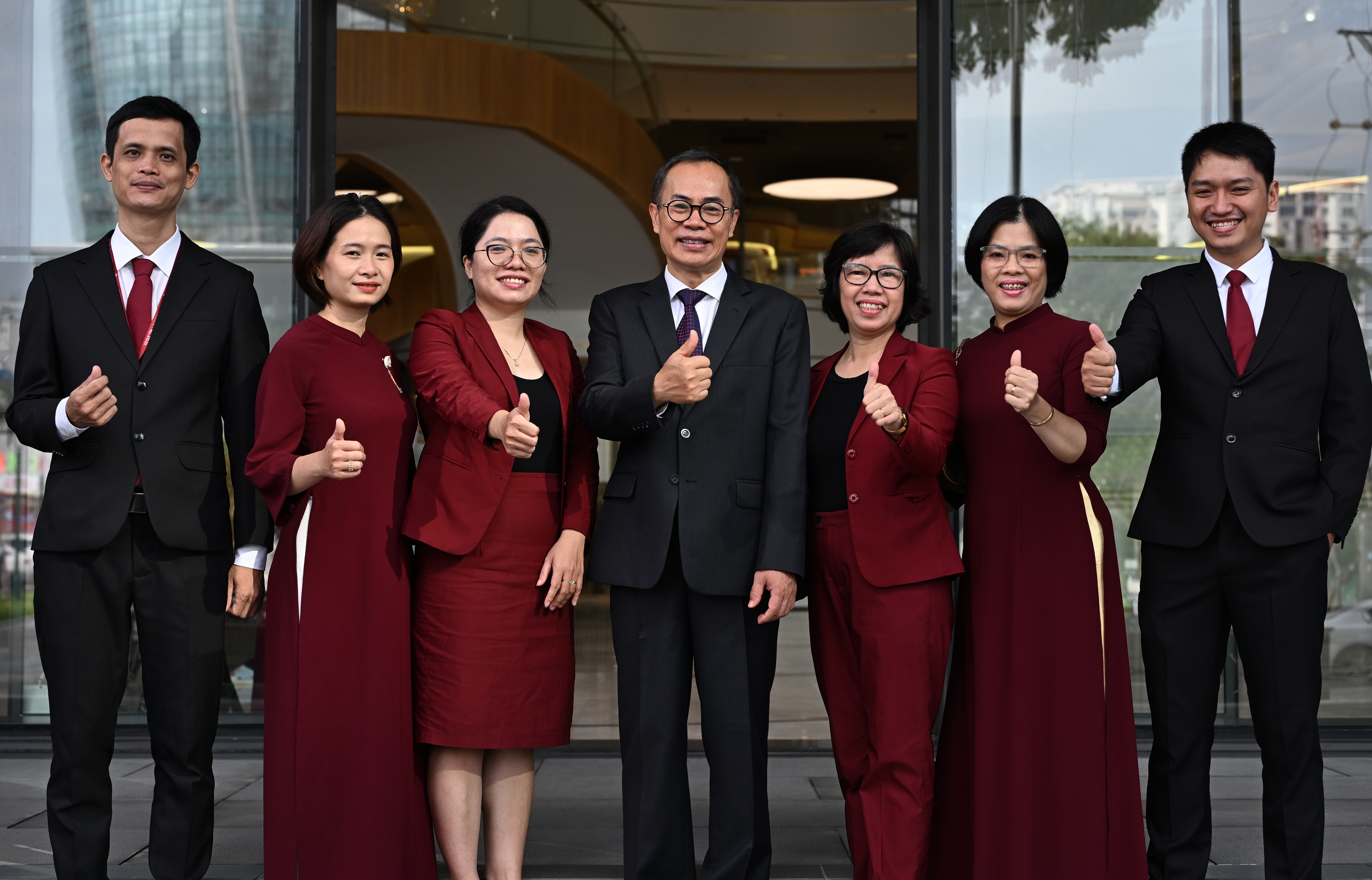 FIPA TRÒN MỘT TUỔI