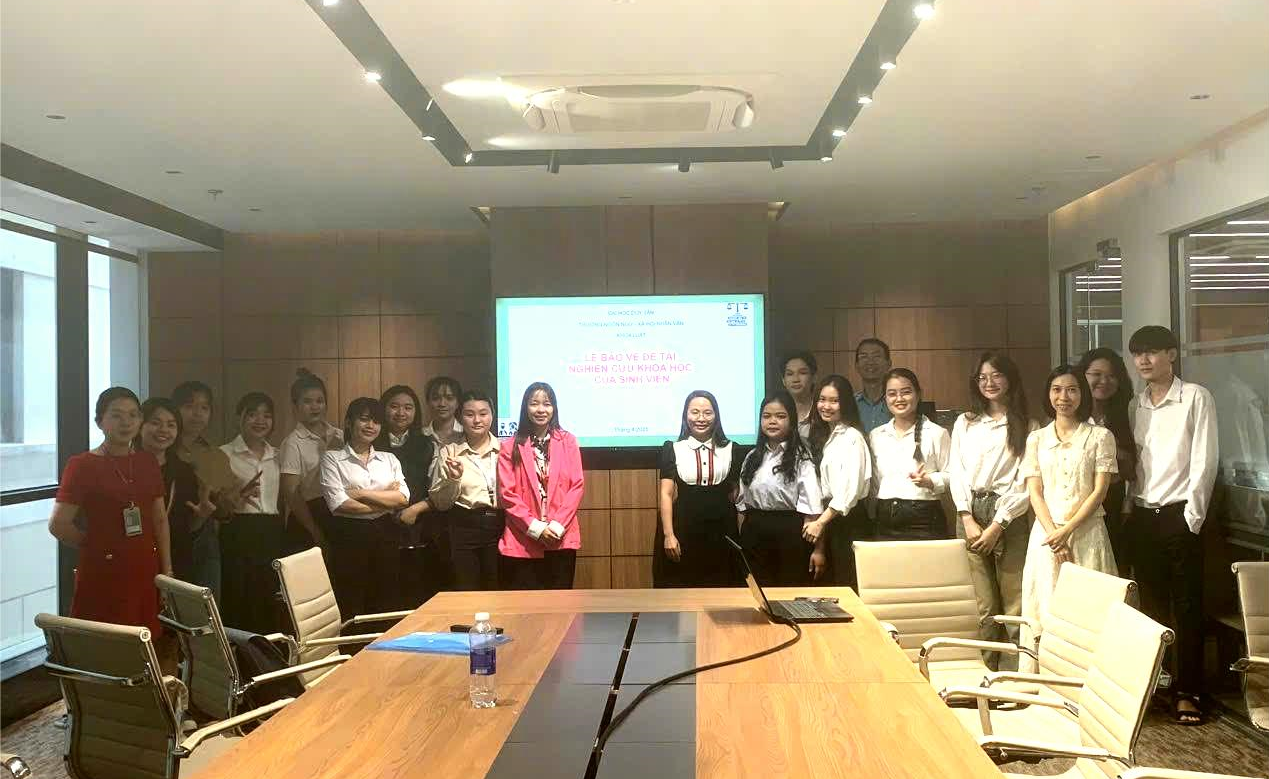 HỘI NGHỊ NGHIỆM THU ĐỀ TÀI NGHIÊN CỨU KHOA HỌC SINH VIÊN KHOA LUẬT NĂM 2025