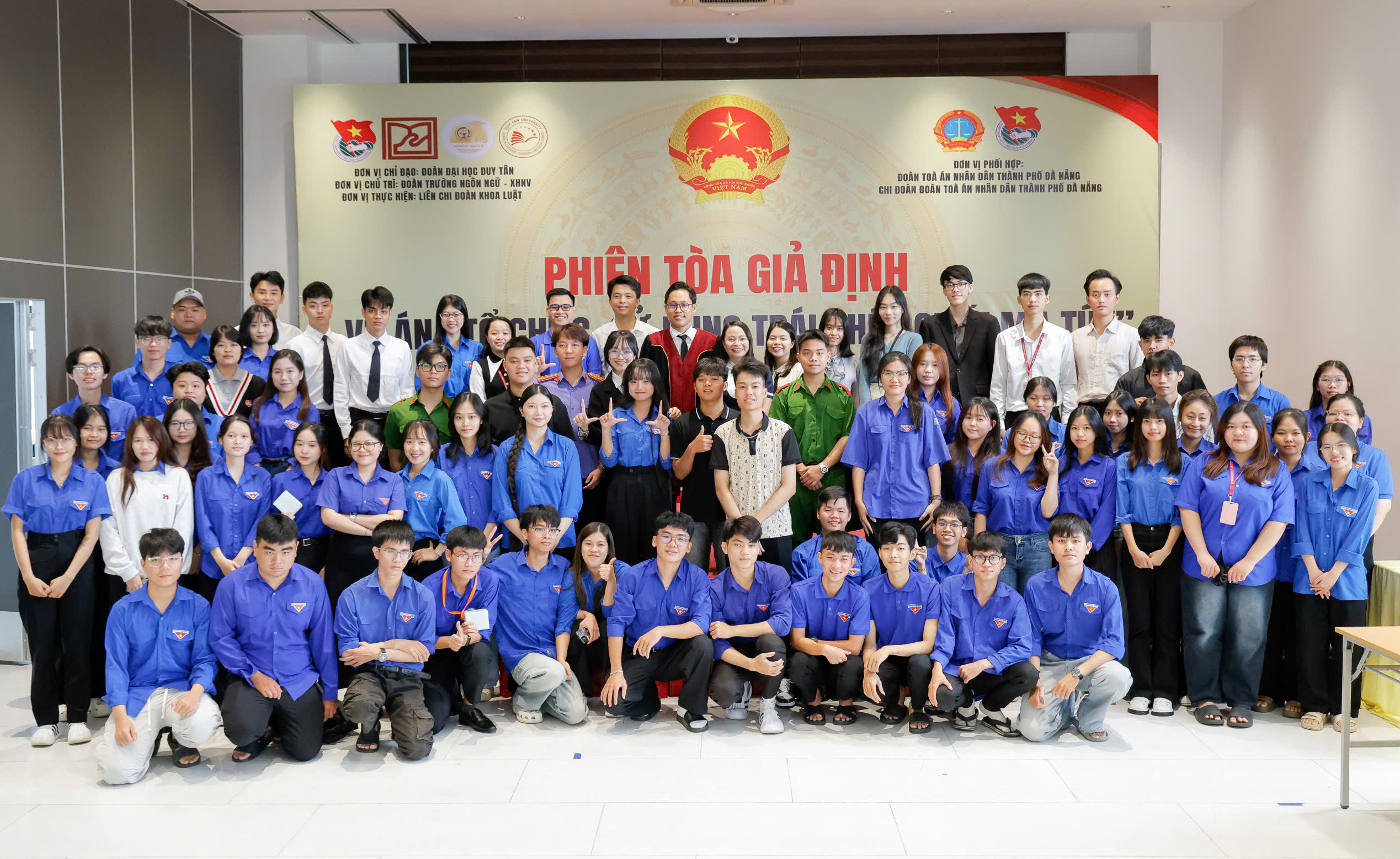 Từ giảng đường đến phòng xử án: Sinh viên Luật Đại học Duy Tân rèn kỹ năng nghề nghiệp qua Phiên tòa giả định