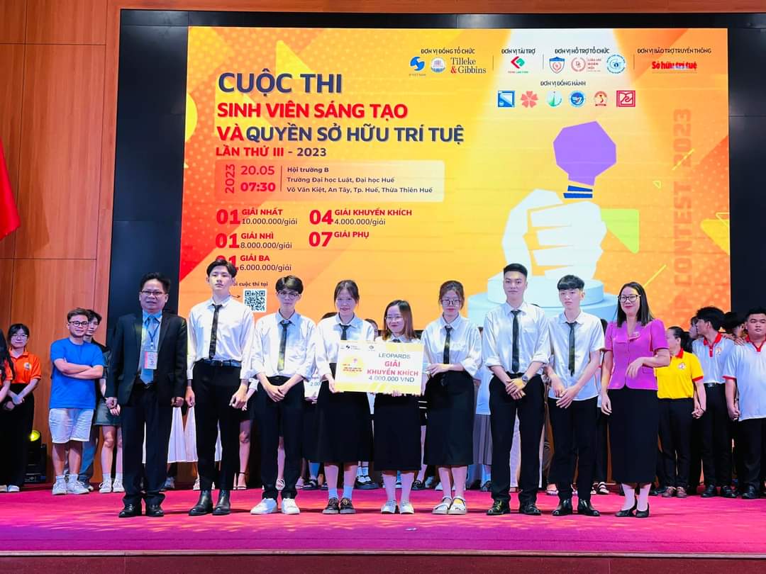 SINH VIÊN LUẬT ĐẠI HỌC DUY TÂN TẠI SÂN CHƠI SINH VIÊN SÁNG TẠO VÀ QUYỀN SỞ HỮU TRÍ TUỆ LẦN III