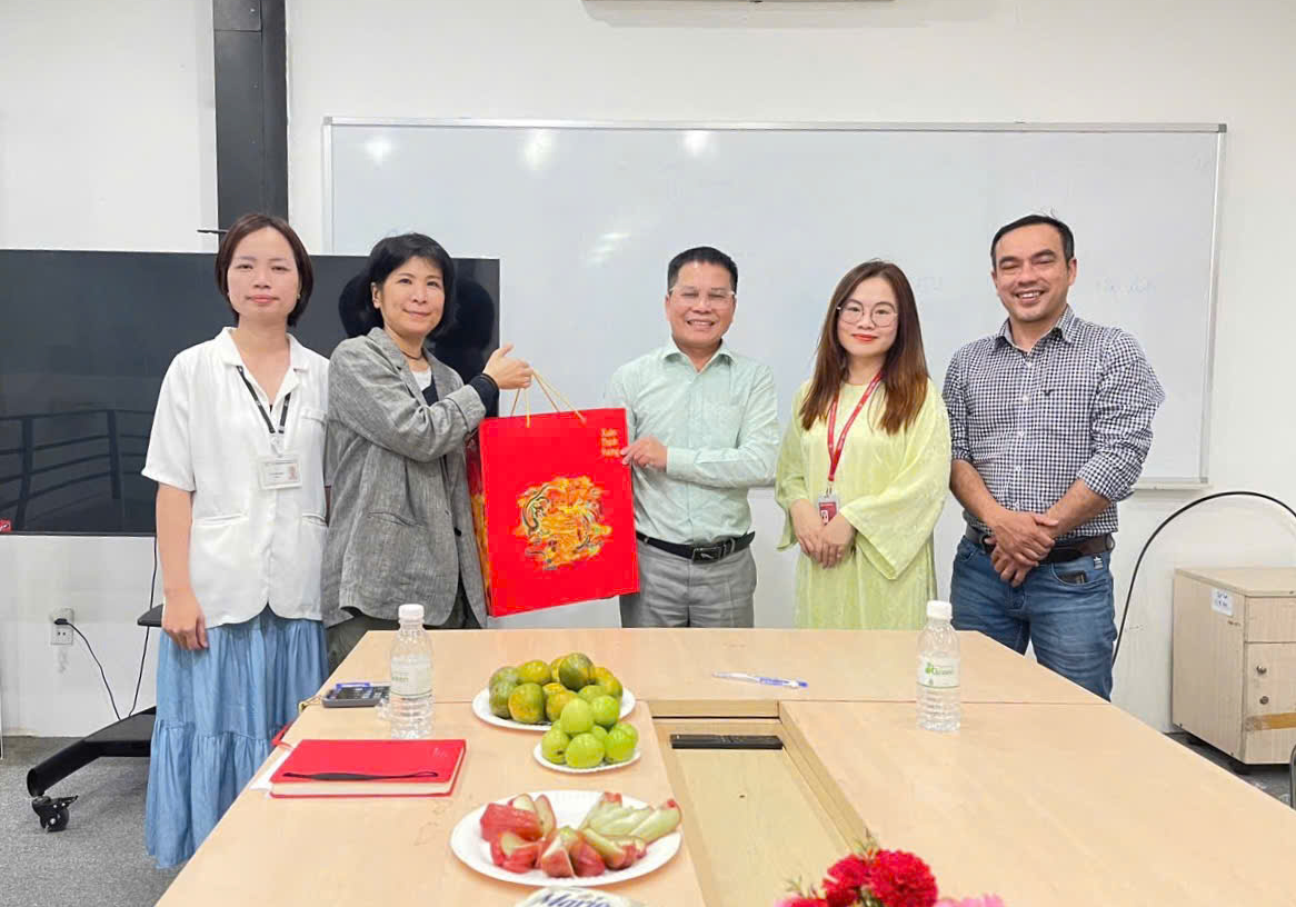 Koei Tecmo Software Việt Nam đến thăm chúc tết cổ Truyền Việt năm  và đồng hành đào tạo cùng Khoa Mỹ thuật Ứng dụng