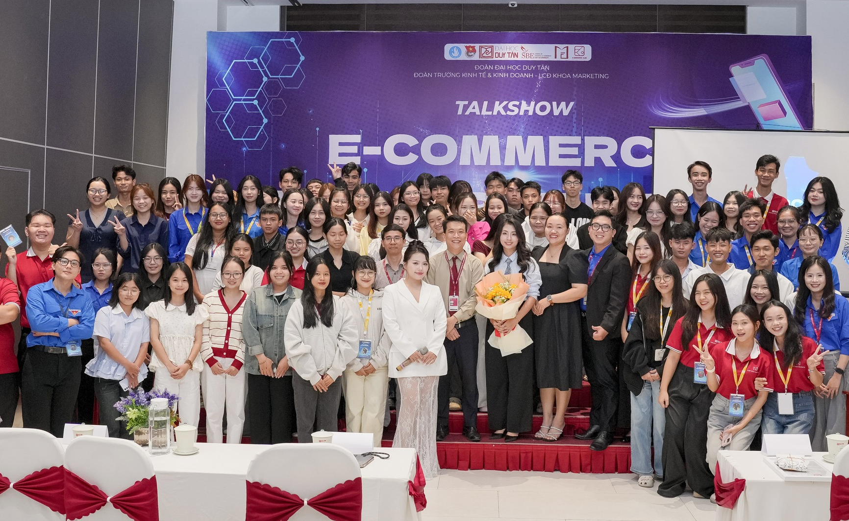 Lễ ra mắt Câu lạc bộ Thương mại Điện tử - Đại học Duy Tân (E-COMMERCE DTU)