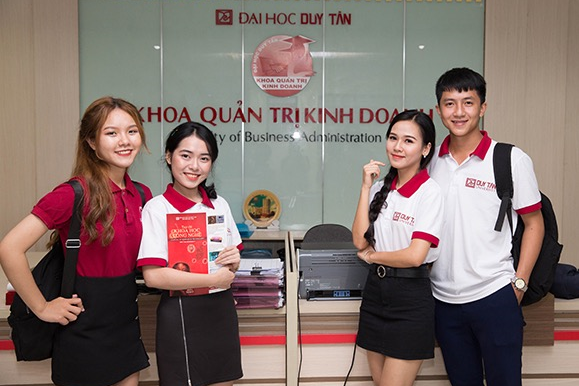 Khoa Quản trị kinh doanh