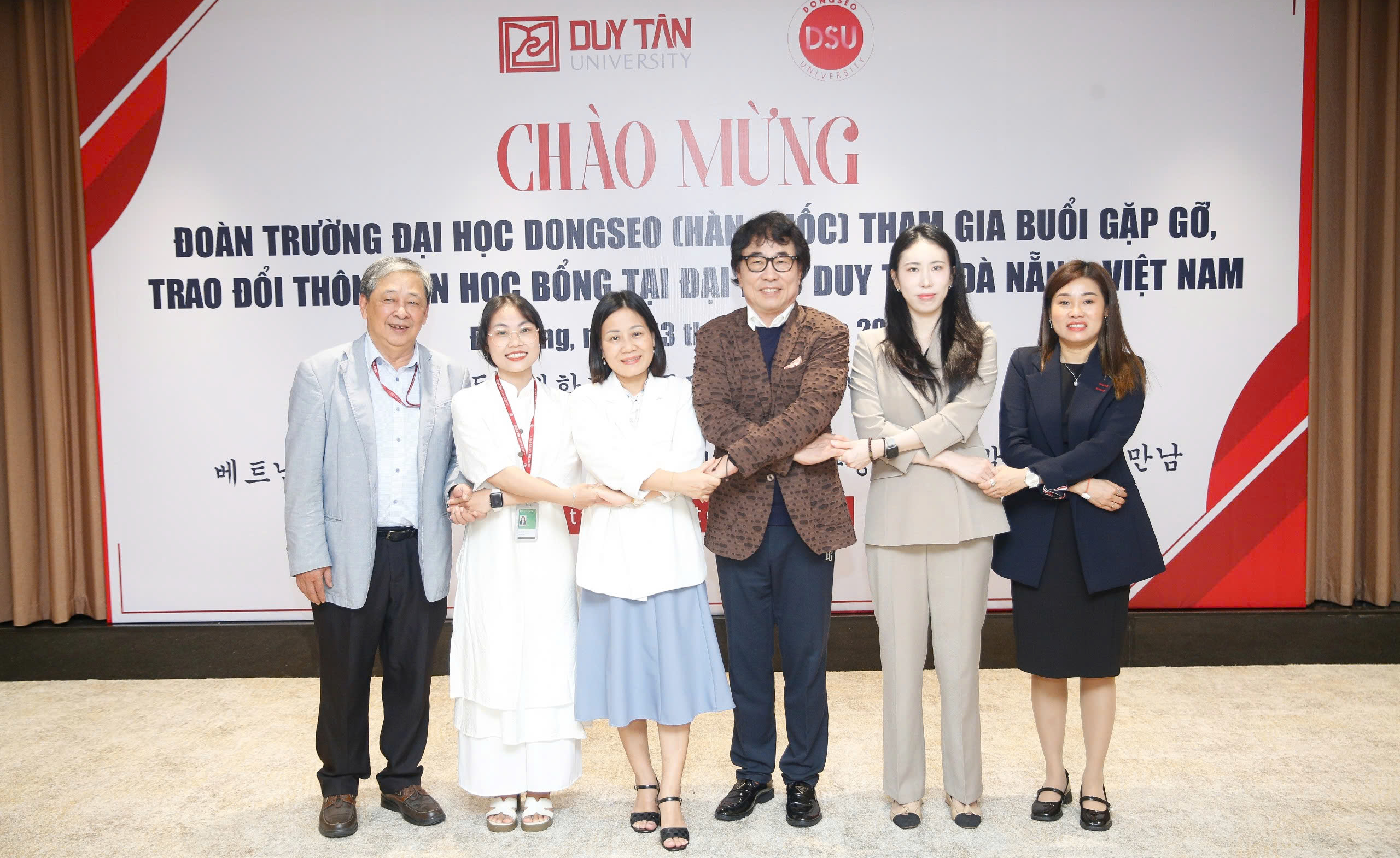 LHSS và Khoa Tiếng Hàn tiếp đón Trường Đại học Dongseo (Hàn Quốc)