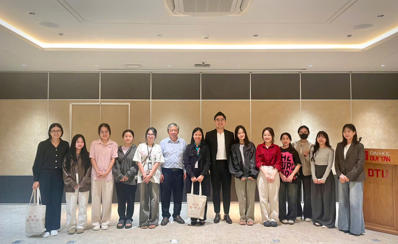 Sinh viên Khoa Tiếng Hàn giao lưu với trường Đại học Konyang Hàn Quốc