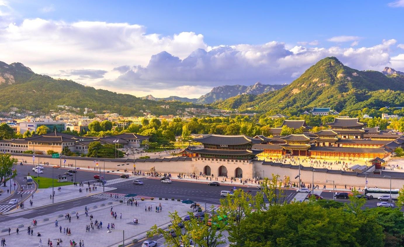 경복궁: 한국의 역사와 문화가 숨 쉬는 곳 (Cung Cảnh Phúc: Nơi lịch sử và văn hóa Hàn Quốc cùng nhịp thở)