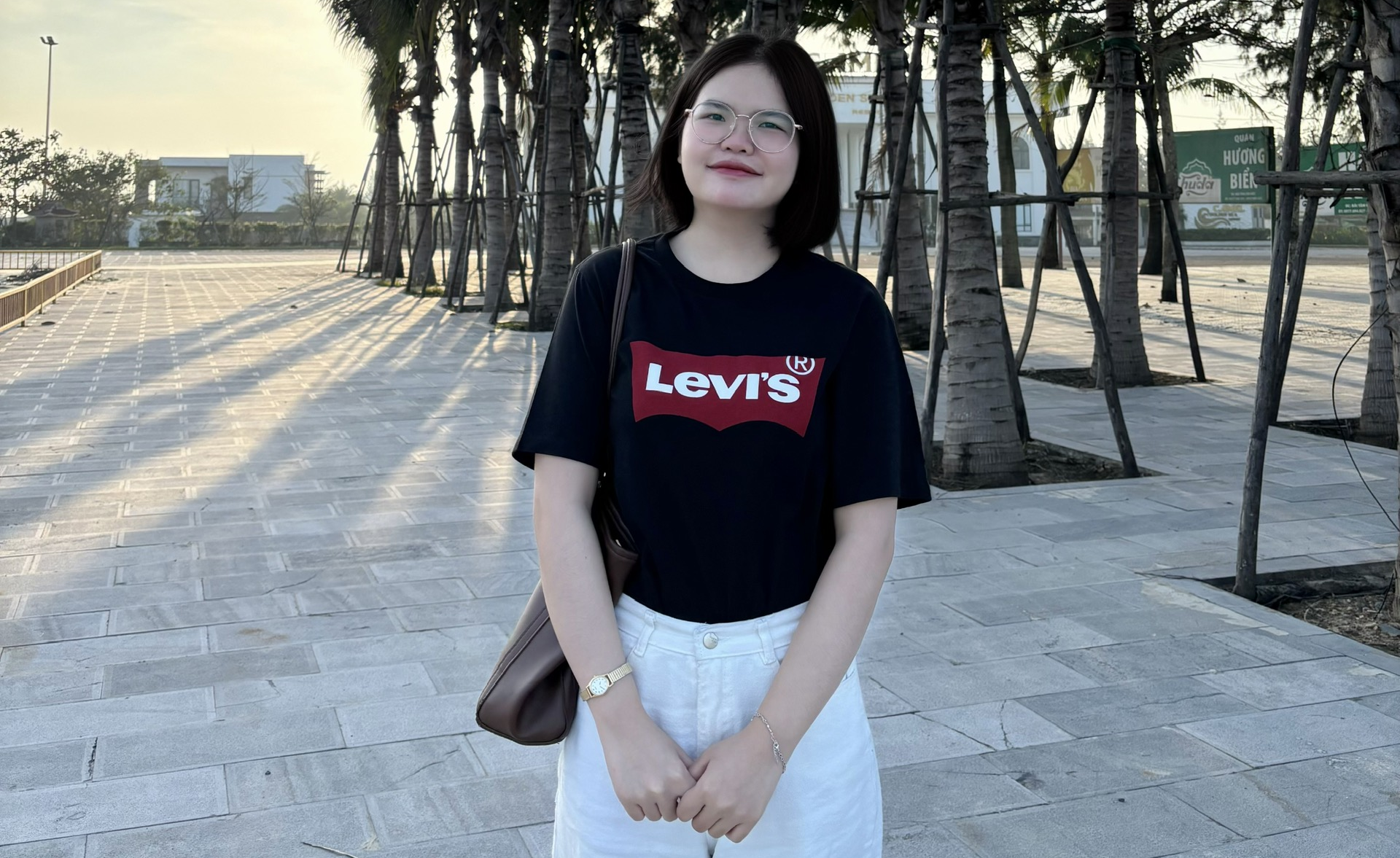 KHOA TIẾNG HÀN VINH DANH SINH VIÊN XUẤT SẮC