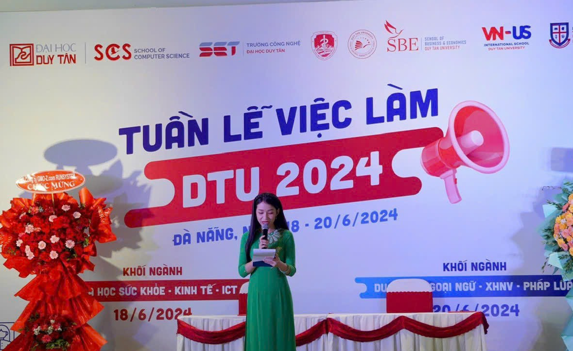 🌟 Trải Nghiệm Tuyệt Vời tại Tuần Lễ Việc Làm DTU 2024 🌟 của các DTUers Khoa Tiếng Nhật