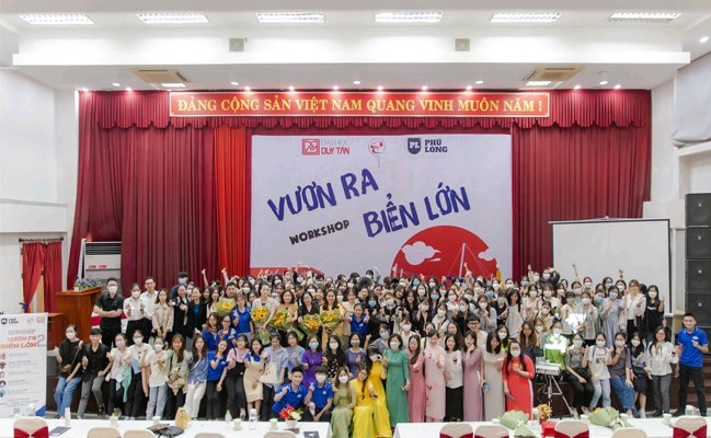 Khoa Tiếng Trung DTU Phối hợp Doanh nghiệp Tổ chức Workshop “Vươn ra biển lớn 2”