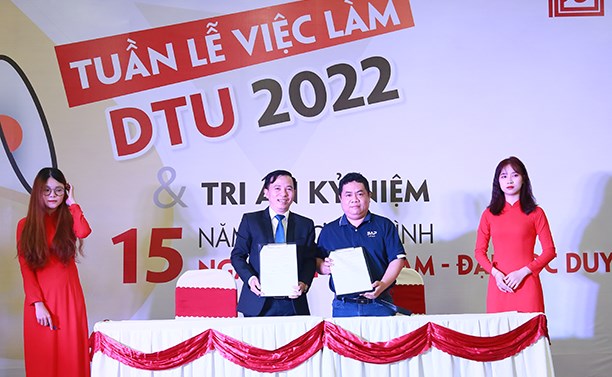 150 doanh nghiệp tham gia tuyển dụng tại “Tuần lễ Việc làm DTU 2022”