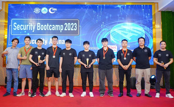 Trường Đại học Duy Tân giành giải tại Security Bootcamp 2023