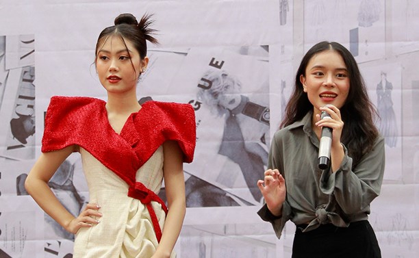 Nhiều Thiết kế Ấn tượng tại Fashion Show Đầu tay “Thời trang Công sở” của Sinh viên Duy Tân