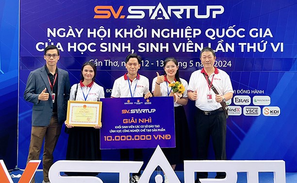 “Chân giả Chủ động” của SV ĐH Duy Tân đạt giải Nhì tại SV-STARTUP 2024