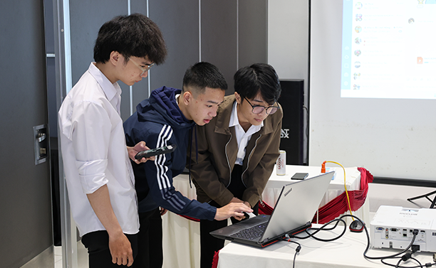 Hội nghị Sinh viên Nghiên cứu Khoa học lần 5 năm 2025 khối Công nghệ - Kỹ thuật